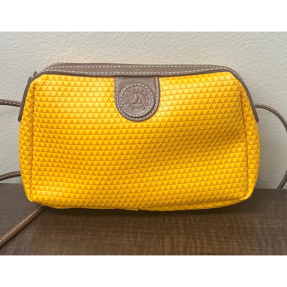 Vintage 1983 Liz Claiborne Yellow Woven Vinyl Leather Trim Crossbody Purse Bag
